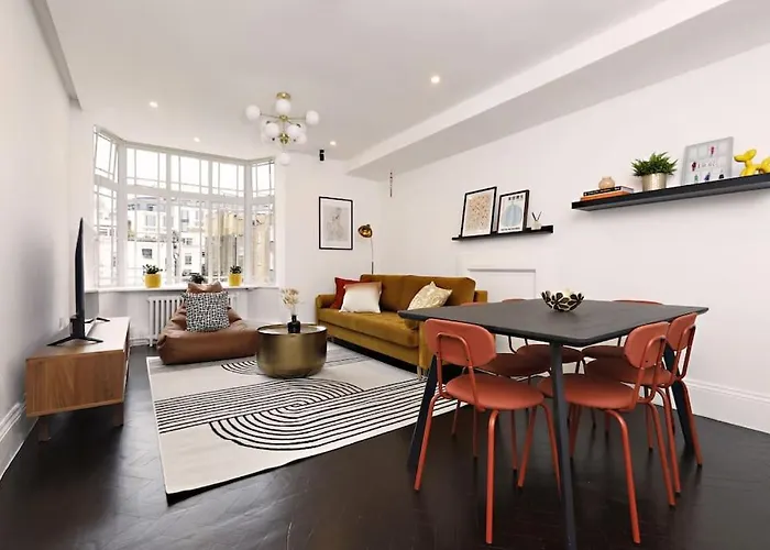 Lux 3 Bedrooms 4 Bathrooms Notting Hill